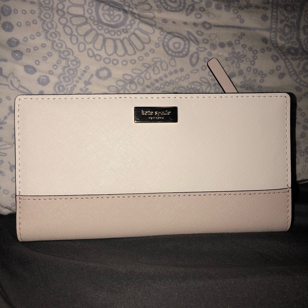 NWT Kate Spade Wallet